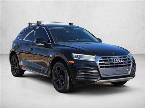 Brilliant Black [B 2019 Audi Q5 45 Premium