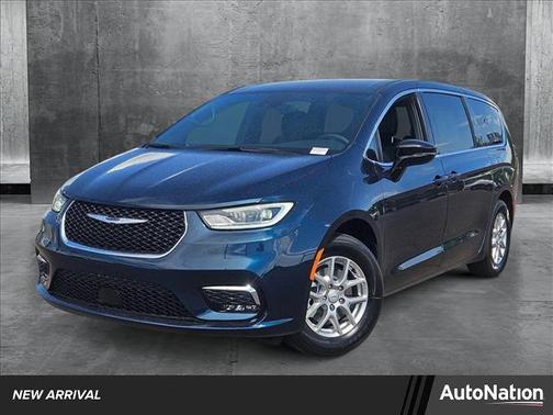 2025 Chrysler Pacifica L