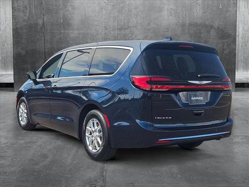 2025 Chrysler Pacifica L