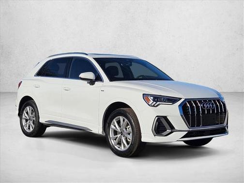 2025 Audi Q3 Premium 45 TFSI S line quattro Tiptronic
