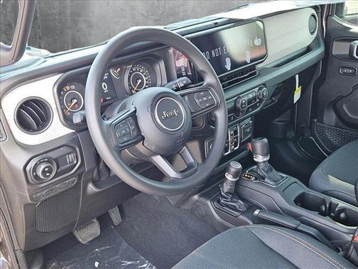 2025 Jeep Gladiator Nighthawk