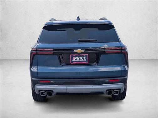 Lakeshore Blue Metallic 2025 Chevrolet Traverse LT