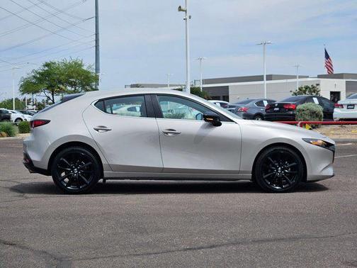 Platinum Quartz Metallic 2024 Mazda Mazda3 2.5 S Select Sport
