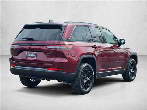 Velvet Red Pearlcoat 2026 Jeep Grand Cherokee Altitude