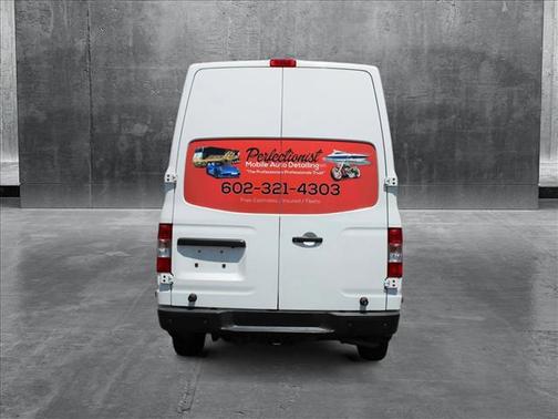 2017 Nissan NV Cargo NV2500 HD SV V8