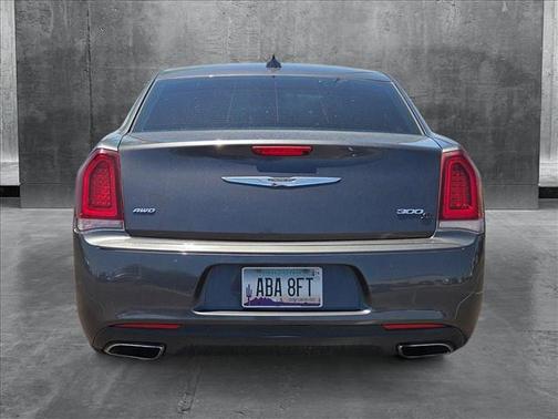 2016 Chrysler 300 S