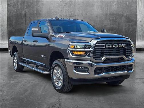2025 RAM 2500 Big Horn Crew Cab 4x4 6'4' Box