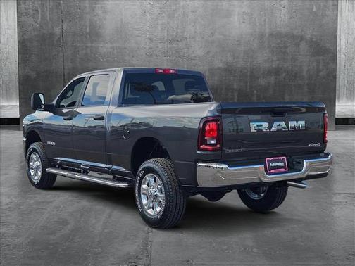 2025 RAM 2500 Big Horn Crew Cab 4x4 6'4' Box