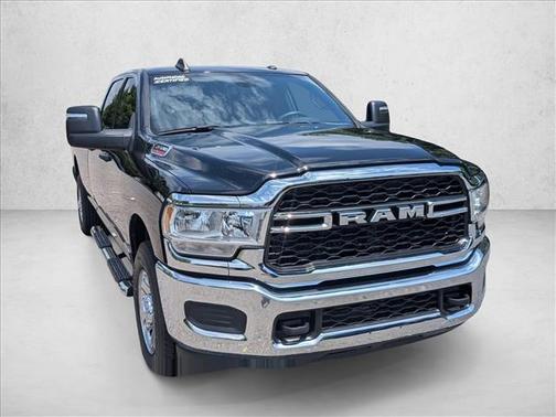 2024 RAM 2500 Tradesman Crew Cab 4x2 8' Box