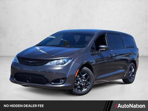 Granite Crystal Metallic Clearcoat 2020 Chrysler Pacifica Touring