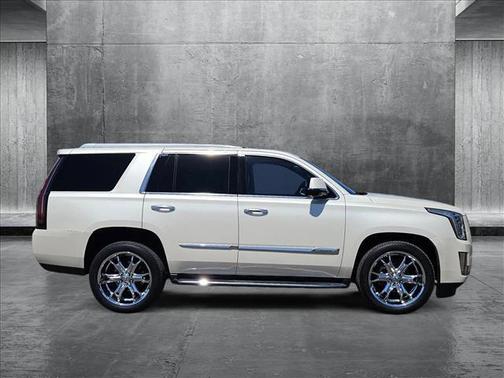 2015 Cadillac Escalade Luxury
