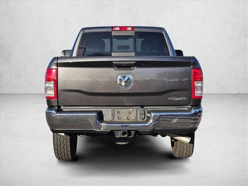 2020 RAM 2500 Tradesman Crew Cab 4X4 6'4' Box