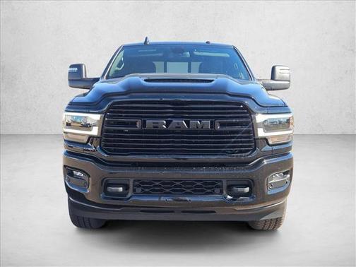 2024 RAM 3500 Laramie Crew Cab 4x4 8' Box