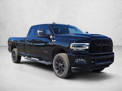 2024 RAM 3500 Laramie Crew Cab 4x4 8' Box