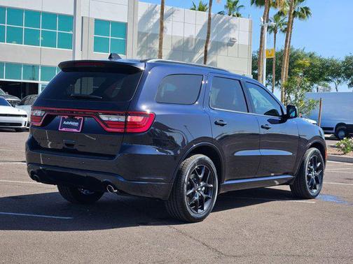 Night Moves 2026 Dodge Durango GT HEMI V8 AWD