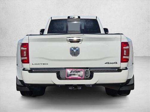 2019 RAM 3500 Limited Crew Cab 4x4 8' Box