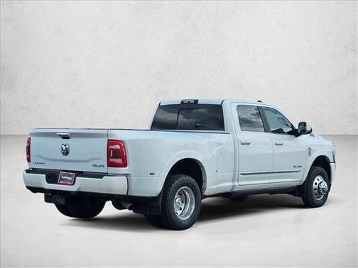 2019 RAM 3500 Limited Crew Cab 4x4 8' Box