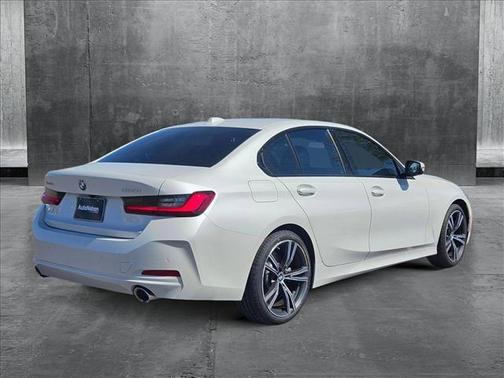 2023 BMW 330 330i
