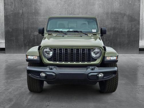 2025 Jeep Gladiator Nighthawk