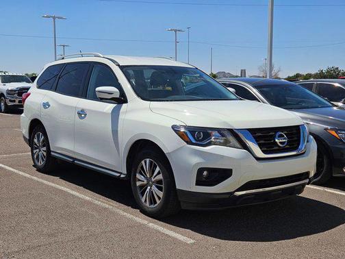 Glacier White 2018 Nissan Pathfinder SL