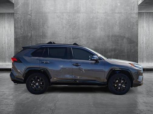 2023 Toyota RAV4 Hybrid SE