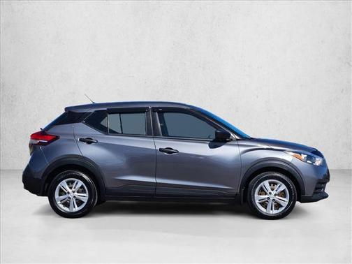 Gun Metallic 2020 Nissan Kicks S