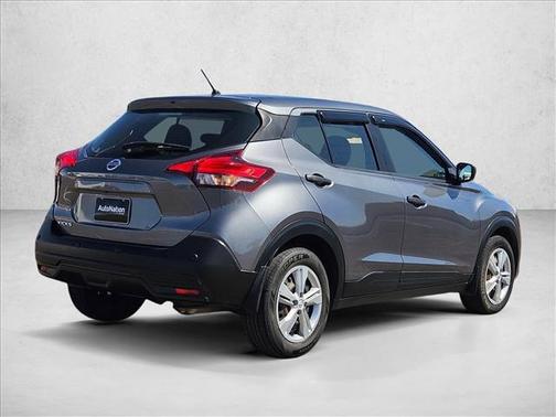 Gun Metallic 2020 Nissan Kicks S