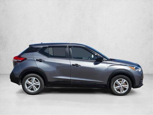 Gun Metallic 2020 Nissan Kicks S