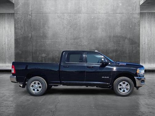 2021 RAM 2500 Big Horn Crew Cab 4x4 6'4' Box
