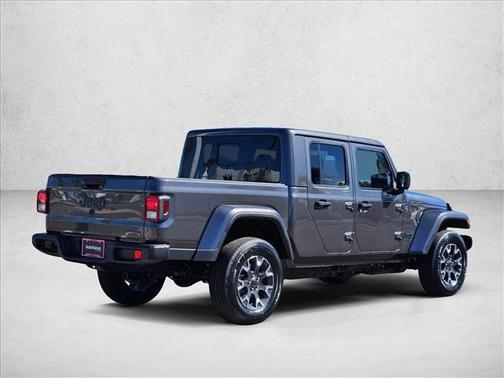 2026 Jeep Gladiator Sahara 4x4
