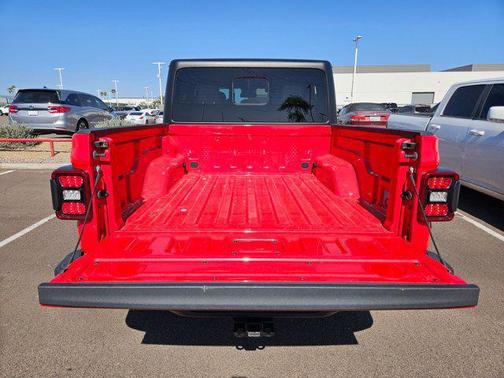 Firecracker Red Clearcoat 2024 Jeep Gladiator Willys