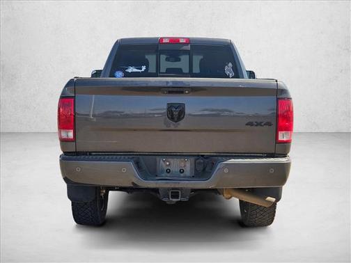 Granite Crystal Metallic Clearcoat 2018 RAM 2500 Big Horn Crew Cab 4x4 6'4' Box