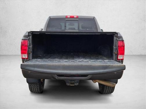 Granite Crystal Metallic Clearcoat 2018 RAM 2500 Big Horn Crew Cab 4x4 6'4' Box
