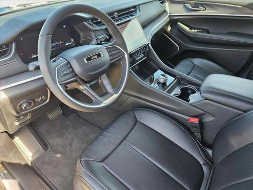 Baltic Gray Metallic Clearcoat 2024 Jeep Grand Cherokee L Limited
