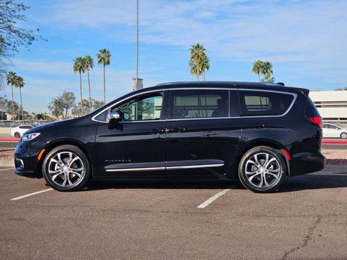 2026 Chrysler Pacifica L