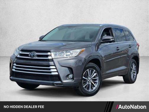 Predawn Gray Mica 2017 Toyota Highlander XLE