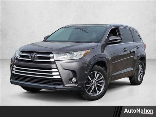 Predawn Gray Mica 2017 Toyota Highlander XLE