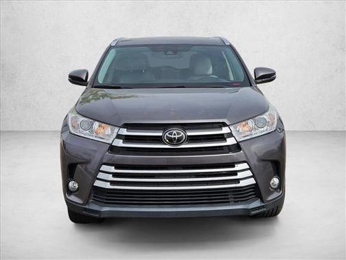 Predawn Gray Mica 2017 Toyota Highlander XLE
