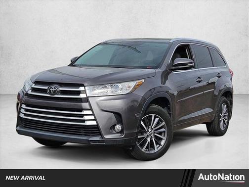 Predawn Gray Mica 2017 Toyota Highlander XLE