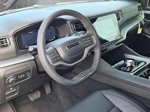 2024 Jeep Wagoneer Series II Carbide 4x4