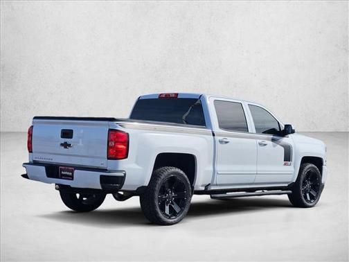 2017 Chevrolet Silverado 1500 2LT