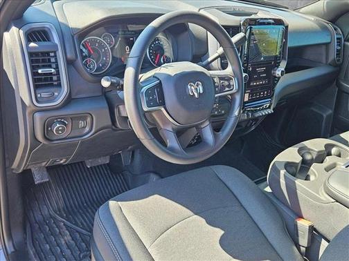 2025 RAM 2500 Tradesman Crew Cab 4x4 6'4' Box