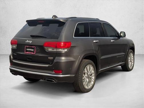 2017 Jeep Grand Cherokee Summit