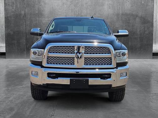 2018 RAM 2500 Laramie Crew Cab 4x4 6'4' Box