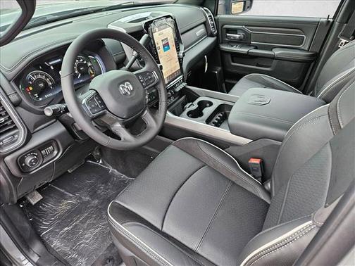 2026 RAM 2500 Laramie Crew Cab 4x4 6'4' Box