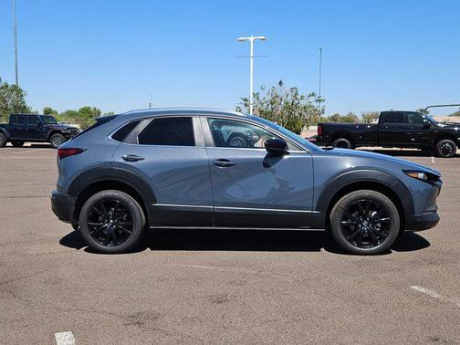 2025 Mazda CX-30 2.5 S Carbon Edition