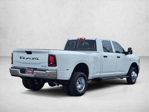 2026 RAM 3500 Tradesman Crew Cab 4x4 8' Box