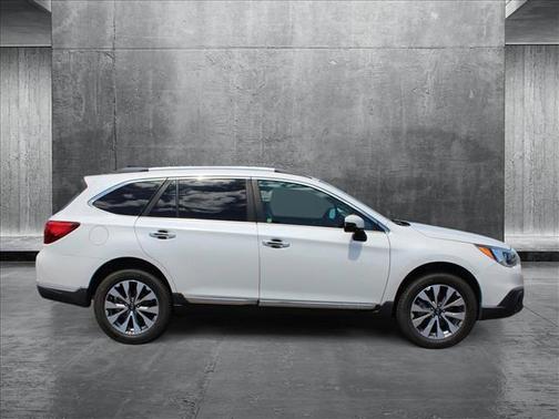2017 Subaru Outback 3.6R Touring