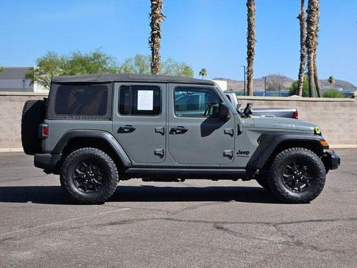 Sting-Gray Clearcoat 2021 Jeep Wrangler Willys
