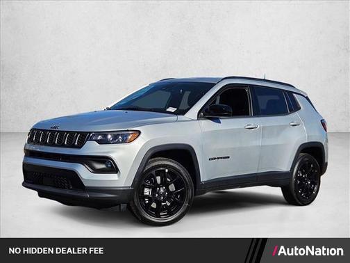 Silver Zynith Metallic Clearcoat 2026 Jeep Compass Latitude